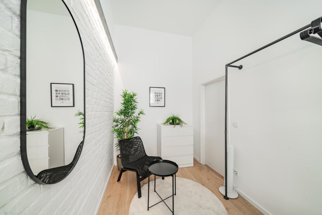 Chic Central City Rooms By Home2 Viyana Dış mekan fotoğraf